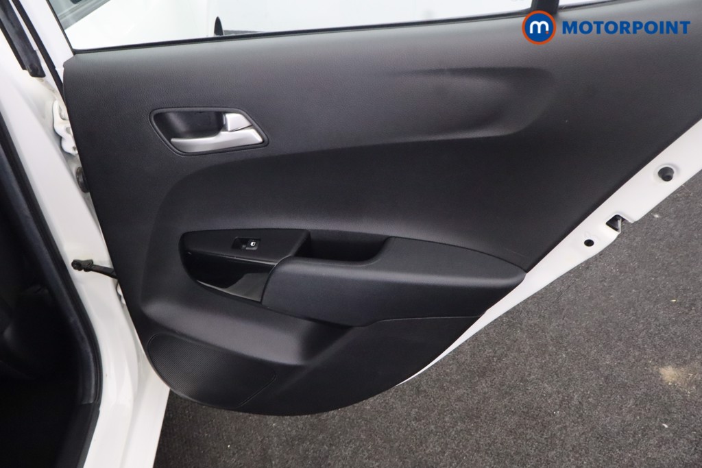 KIA Picanto 3 Automatic Petrol Hatchback - Stock Number (1668374) - 24th supplementary image