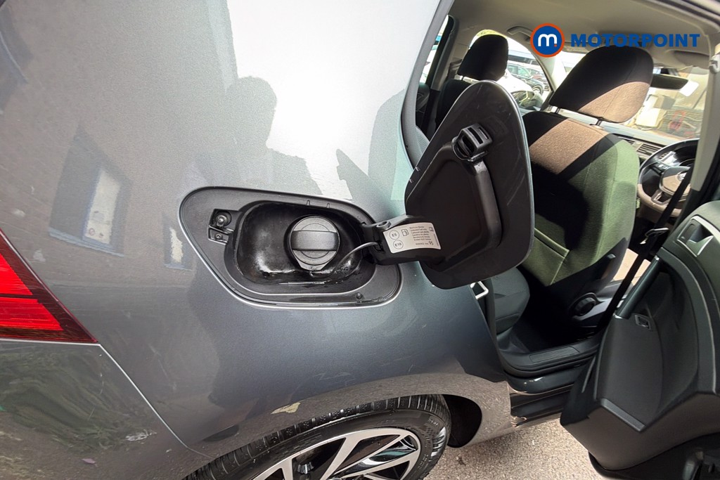 Volkswagen Golf Match Edition Manual Petrol Hatchback - Stock Number (1668376) - 36th supplementary image