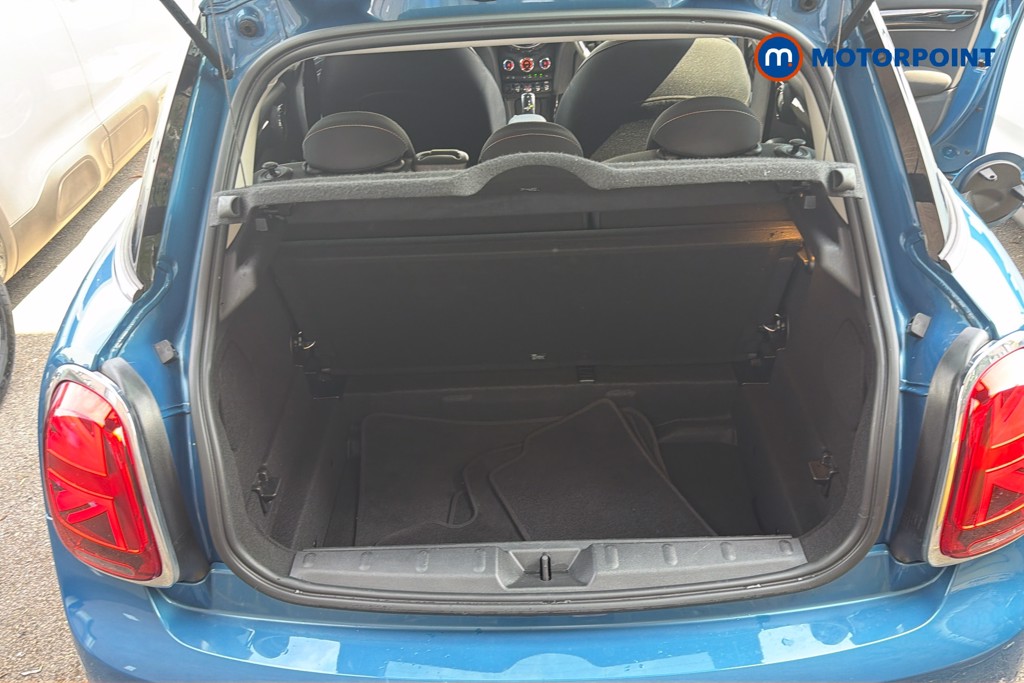 Mini Hatchback Cooper Classic Automatic Petrol Hatchback - Stock Number (1668468) - 33rd supplementary image