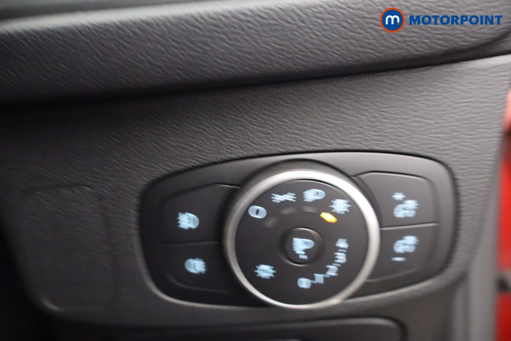 Ford Focus Active X Automatic Diesel Hatchback - Stock Number (1668664) - 14th supplementary image