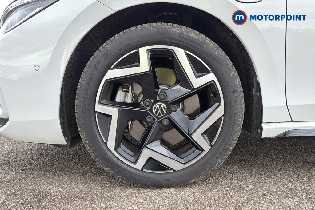 Volkswagen Passat R-Line Automatic Petrol Plug-In Hybrid Estate - Stock Number (1668998) - 47th supplementary image