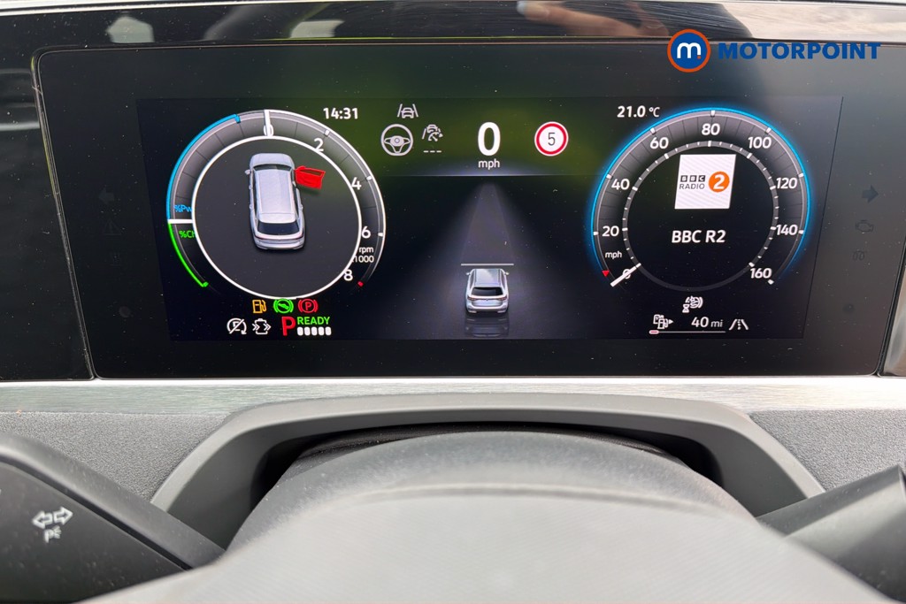 Volkswagen Passat R-Line Automatic Petrol Plug-In Hybrid Estate - Stock Number (1669000) - 8th supplementary image