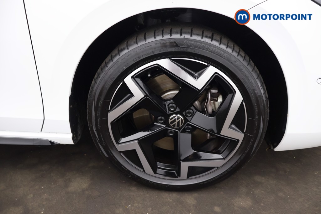Volkswagen Passat R-Line Automatic Petrol Plug-In Hybrid Estate - Stock Number (1669007) - 36th supplementary image