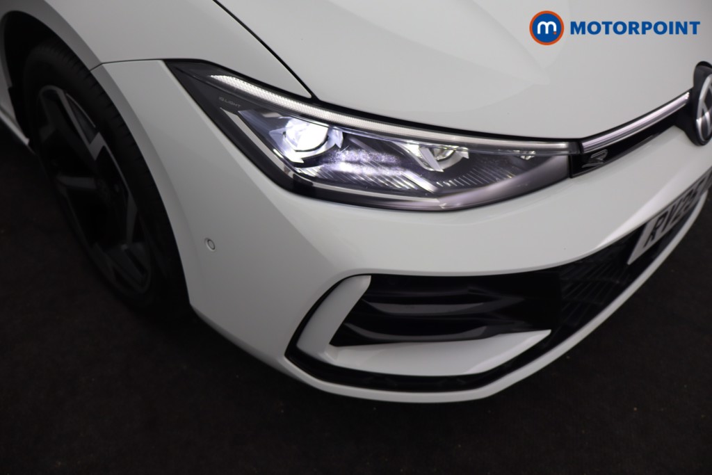 Volkswagen Passat R-Line Automatic Petrol Plug-In Hybrid Estate - Stock Number (1669027) - 19th supplementary image