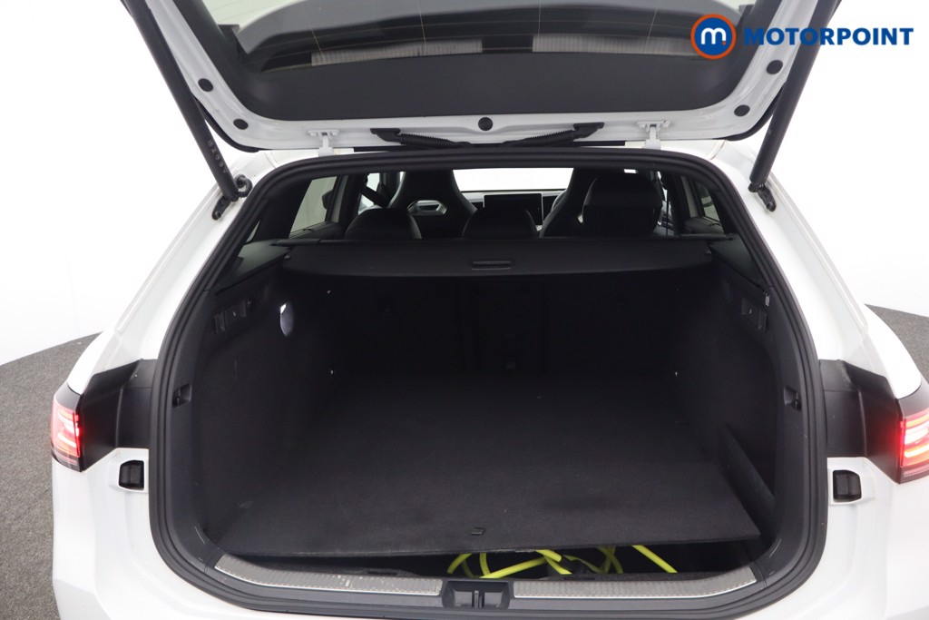 Volkswagen Passat R-Line Automatic Petrol Plug-In Hybrid Estate - Stock Number (1669027) - 26th supplementary image