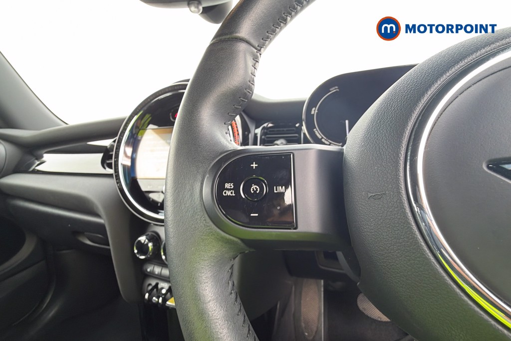 Mini Hatchback Cooper S Level 2 Automatic Electric Hatchback - Stock Number (1669143) - 3rd supplementary image