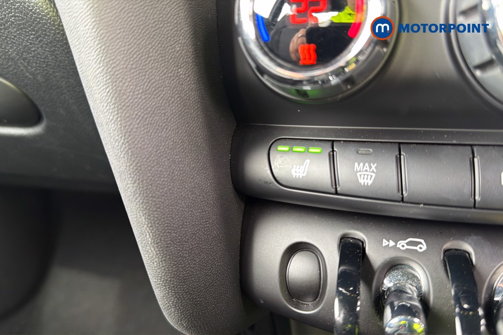 Mini Hatchback Cooper S Level 2 Automatic Electric Hatchback - Stock Number (1669143) - 14th supplementary image