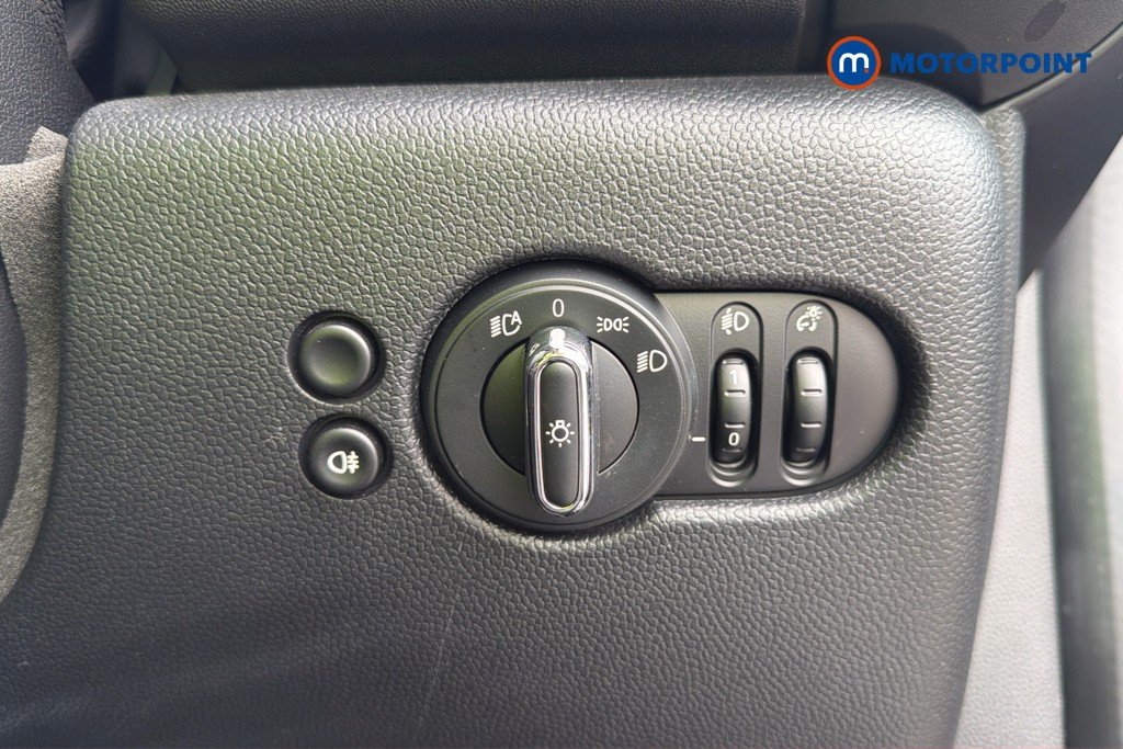 Mini Hatchback Cooper S Level 2 Automatic Electric Hatchback - Stock Number (1669143) - 18th supplementary image