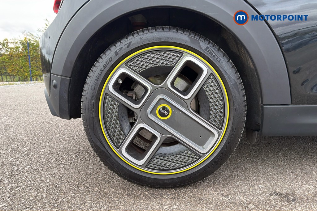 Mini Hatchback Cooper S Level 2 Automatic Electric Hatchback - Stock Number (1669143) - 49th supplementary image