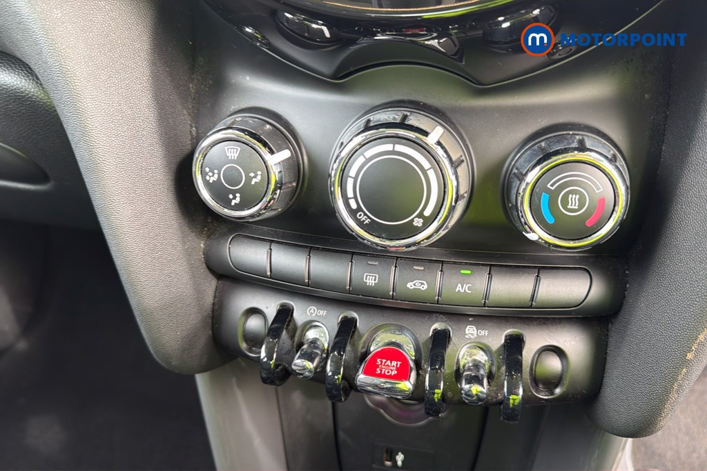 Mini Hatchback Cooper Classic Manual Petrol Hatchback - Stock Number (1669257) - 12th supplementary image