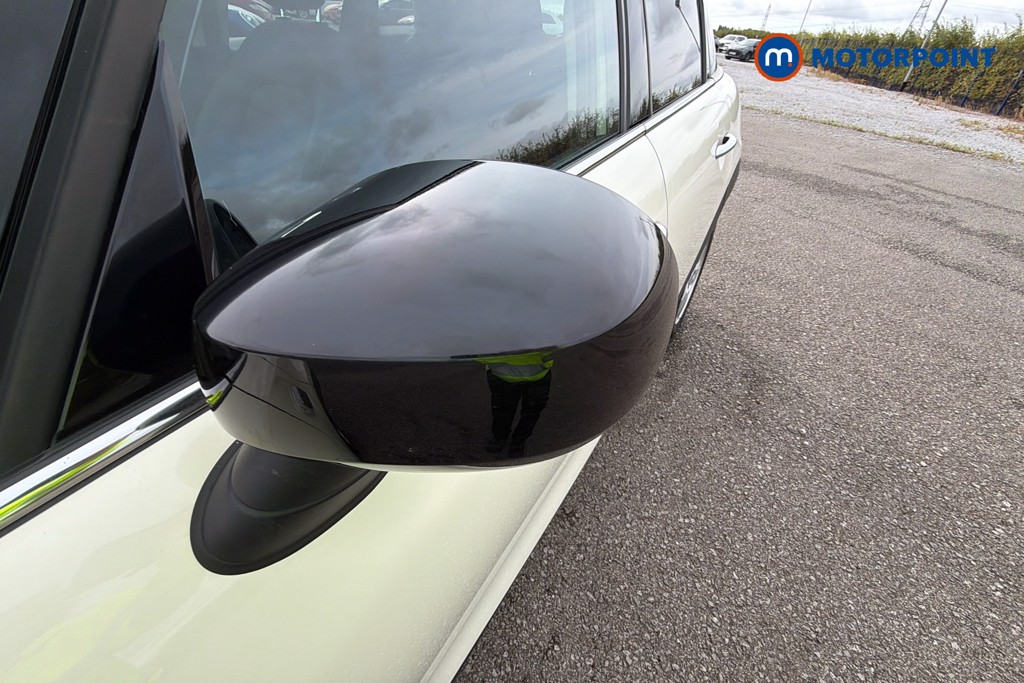 Mini Hatchback Cooper Classic Manual Petrol Hatchback - Stock Number (1669257) - 43rd supplementary image