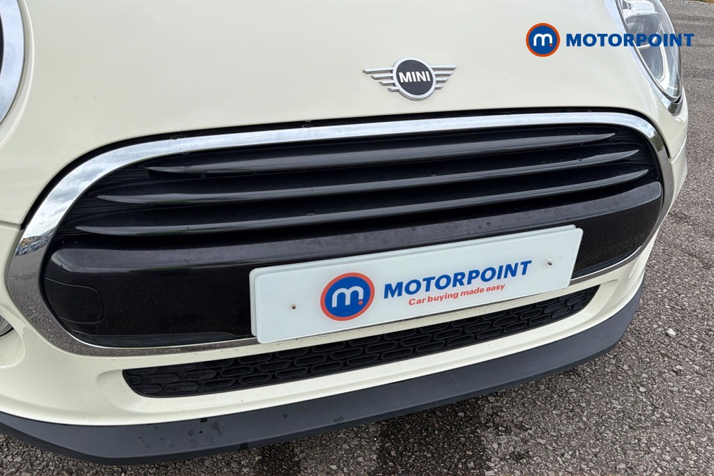 Mini Hatchback Cooper Classic Manual Petrol Hatchback - Stock Number (1669257) - 45th supplementary image