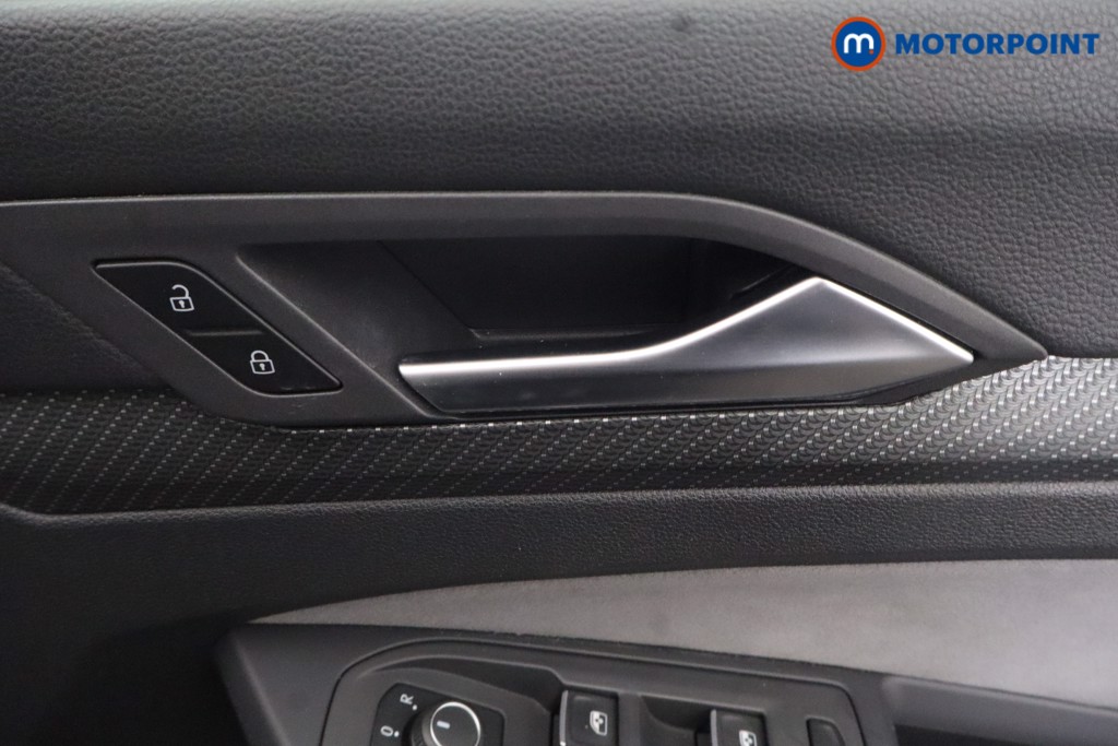 Volkswagen Golf R-Line Automatic Petrol Hatchback - Stock Number (1669433) - 18th supplementary image