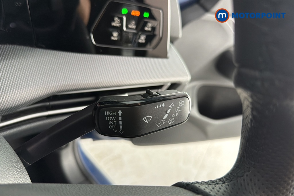 Volkswagen Golf Black Edition Manual Petrol Hatchback - Stock Number (1669588) - 6th supplementary image