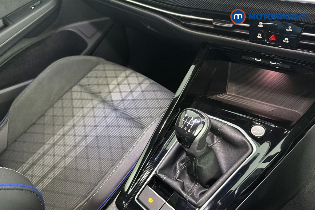 Volkswagen Golf Black Edition Manual Petrol Hatchback - Stock Number (1669588) - 15th supplementary image