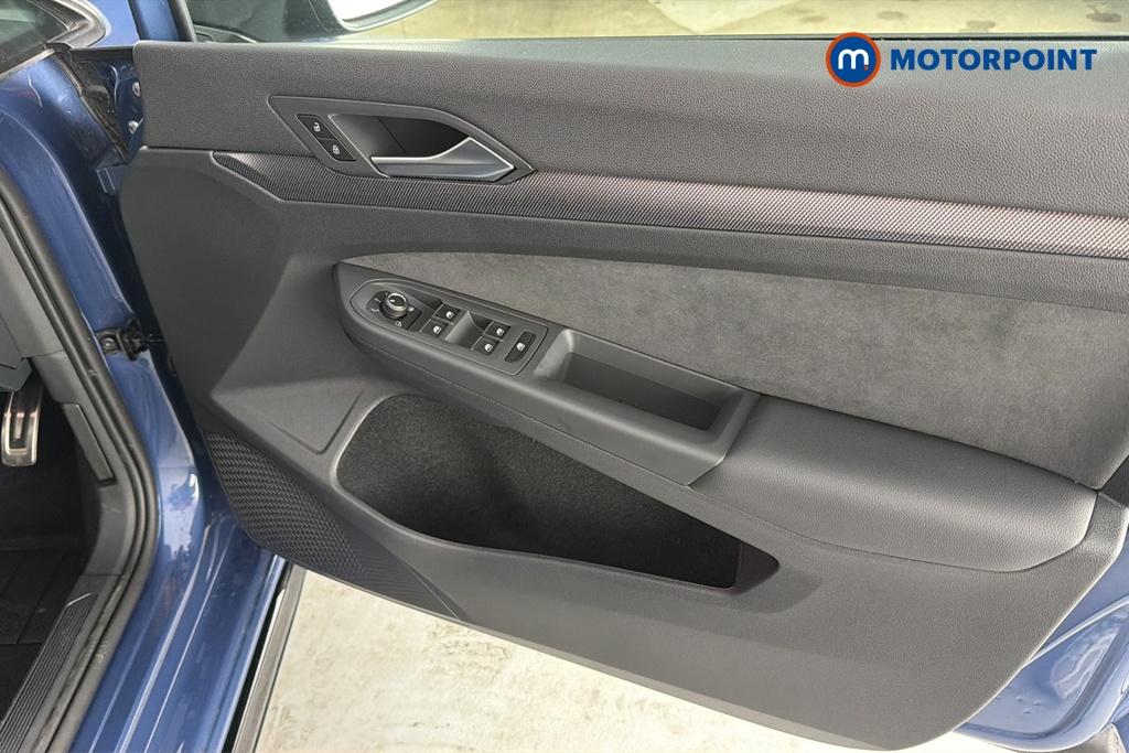 Volkswagen Golf Black Edition Manual Petrol Hatchback - Stock Number (1669588) - 18th supplementary image