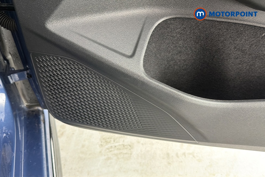 Volkswagen Golf Black Edition Manual Petrol Hatchback - Stock Number (1669588) - 21st supplementary image