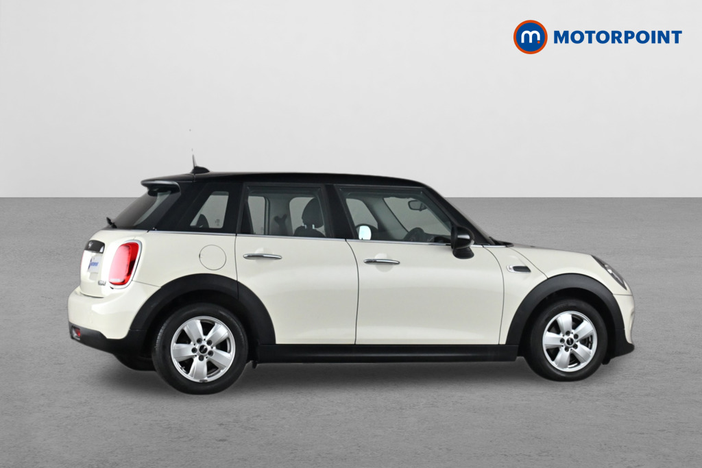 Mini Hatchback Cooper Manual Petrol Hatchback - Stock Number (1669699) - Drivers side