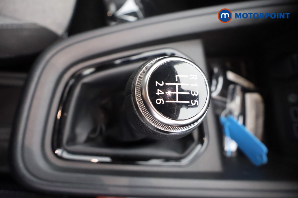 Renault Clio Evolution Manual Petrol Hatchback - Stock Number (1669822) - 11th supplementary image