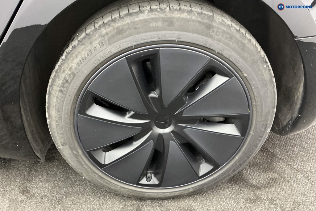 Tesla Model 3 Rwd 4Dr Auto Automatic Electric Saloon - Stock Number (1669845) - 32nd supplementary image