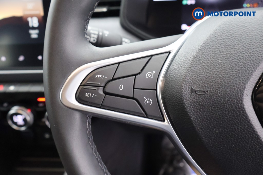 Renault Clio Evolution Manual Petrol Hatchback - Stock Number (1669874) - 2nd supplementary image