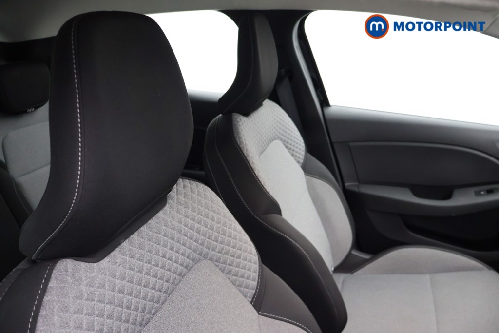 Renault Clio Evolution Manual Petrol Hatchback - Stock Number (1669874) - 17th supplementary image