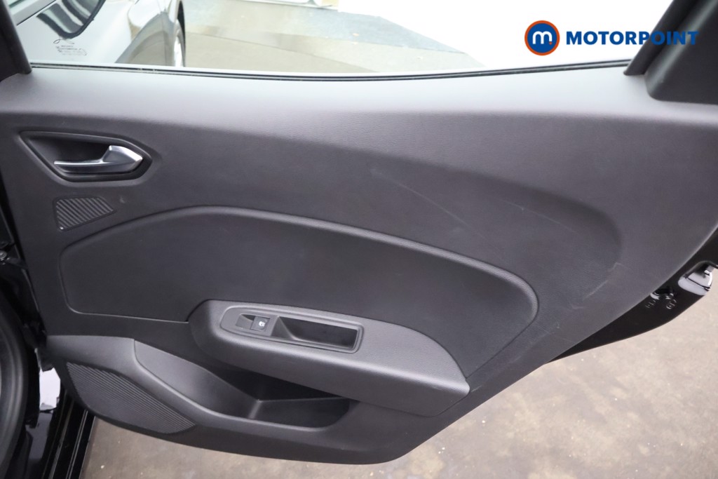 Renault Clio Evolution Manual Petrol Hatchback - Stock Number (1669874) - 20th supplementary image