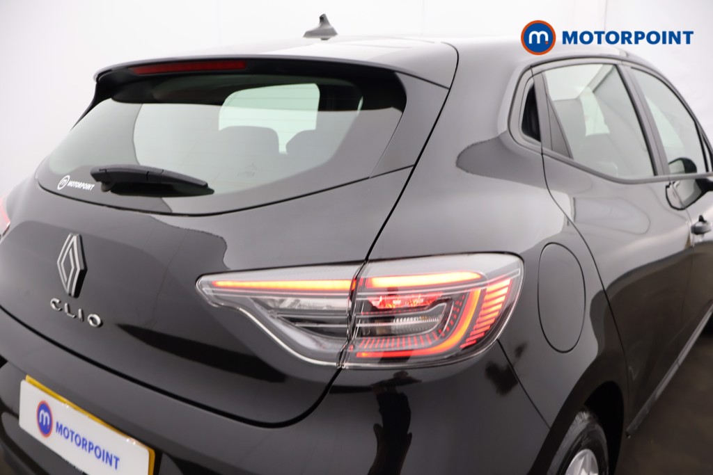 Renault Clio Evolution Manual Petrol Hatchback - Stock Number (1669874) - 28th supplementary image
