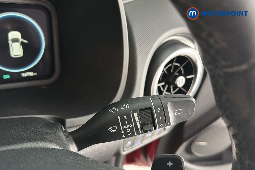 Hyundai Kona Ultimate Automatic Petrol-Electric Hybrid SUV - Stock Number (1669884) - 6th supplementary image