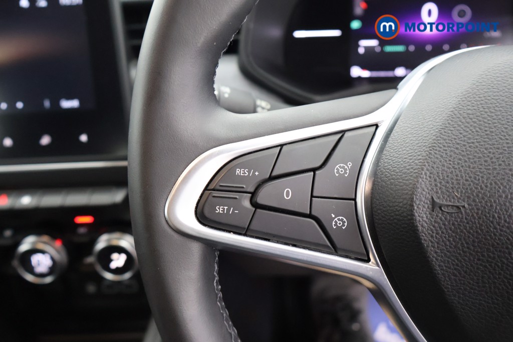 Renault Clio Evolution Manual Petrol Hatchback - Stock Number (1669908) - 2nd supplementary image