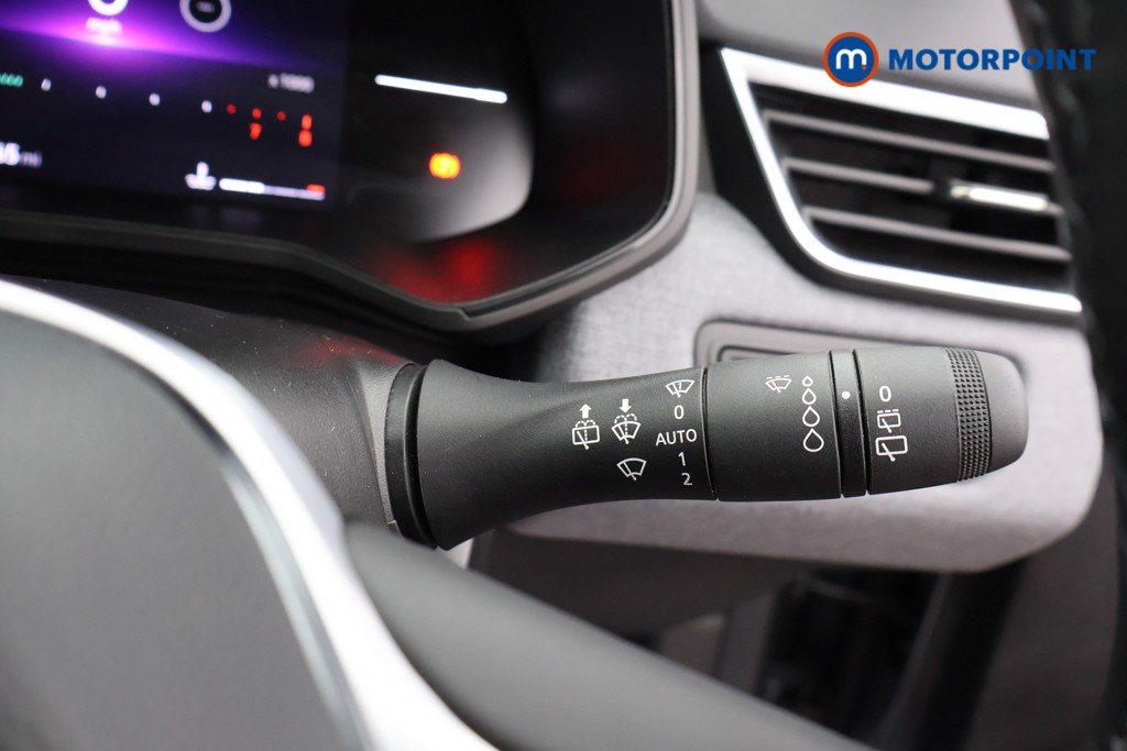 Renault Clio Evolution Manual Petrol Hatchback - Stock Number (1669908) - 6th supplementary image