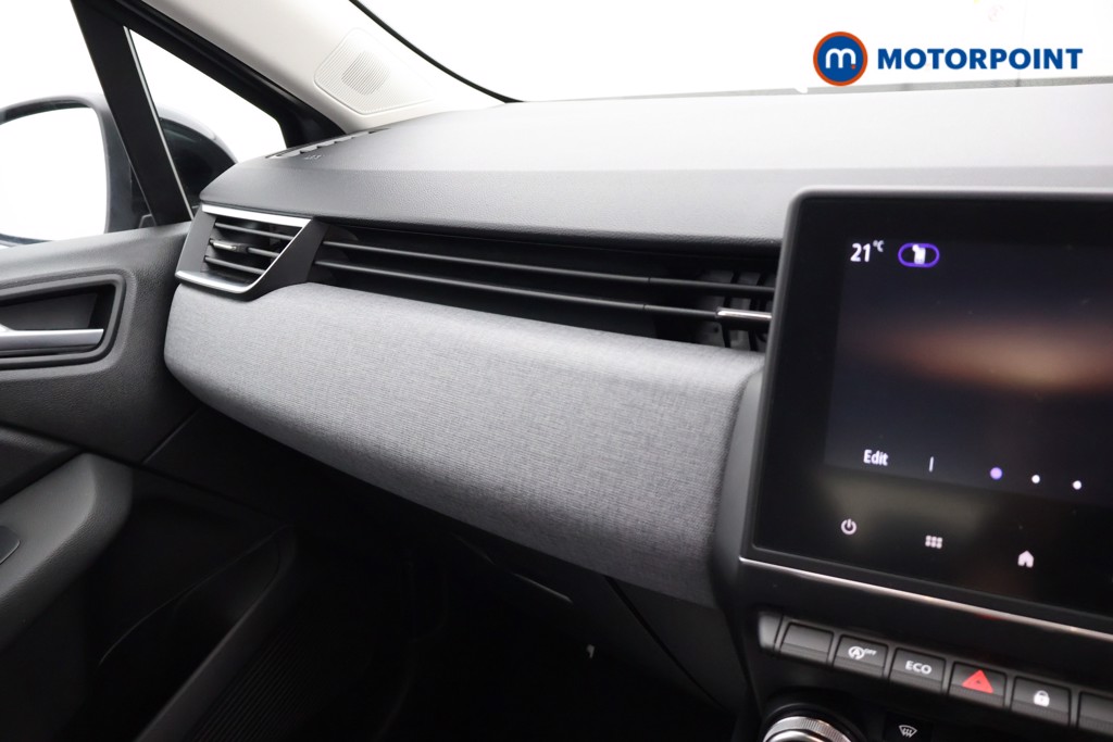 Renault Clio Evolution Manual Petrol Hatchback - Stock Number (1669908) - 13th supplementary image