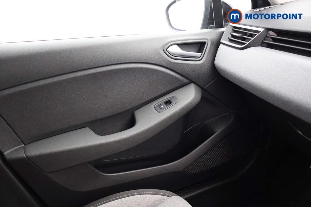 Renault Clio Evolution Manual Petrol Hatchback - Stock Number (1669908) - 14th supplementary image