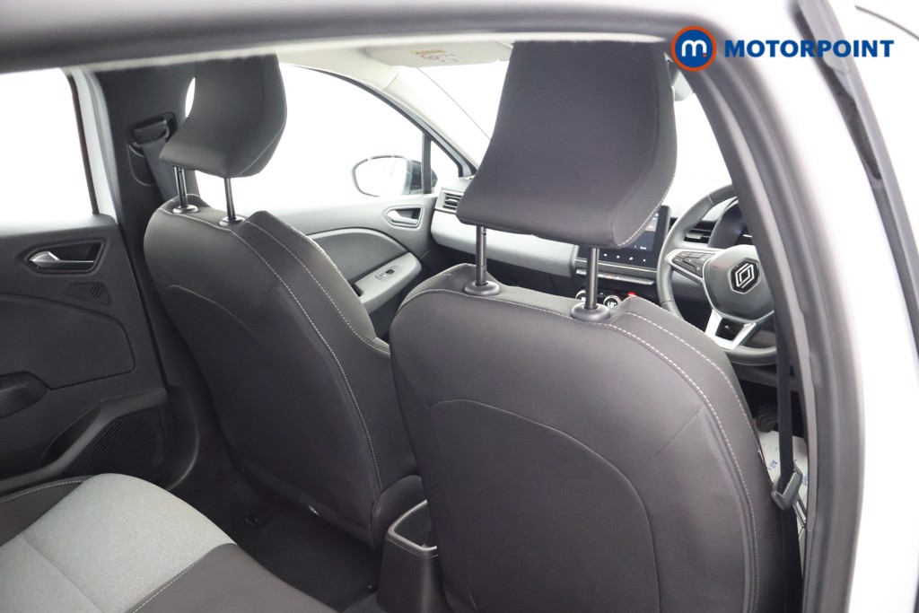 Renault Clio Evolution Manual Petrol Hatchback - Stock Number (1669911) - 18th supplementary image
