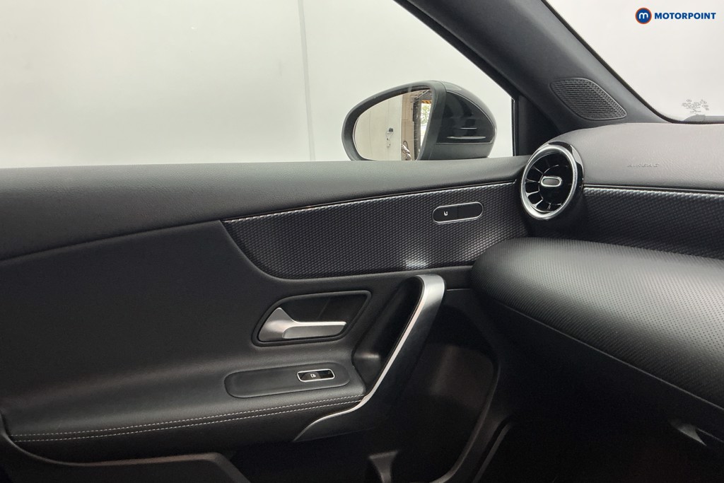 Mercedes-Benz A Class Sport Executive Edition Automatic Diesel Hatchback - Stock Number (1670177) - 18th supplementary image