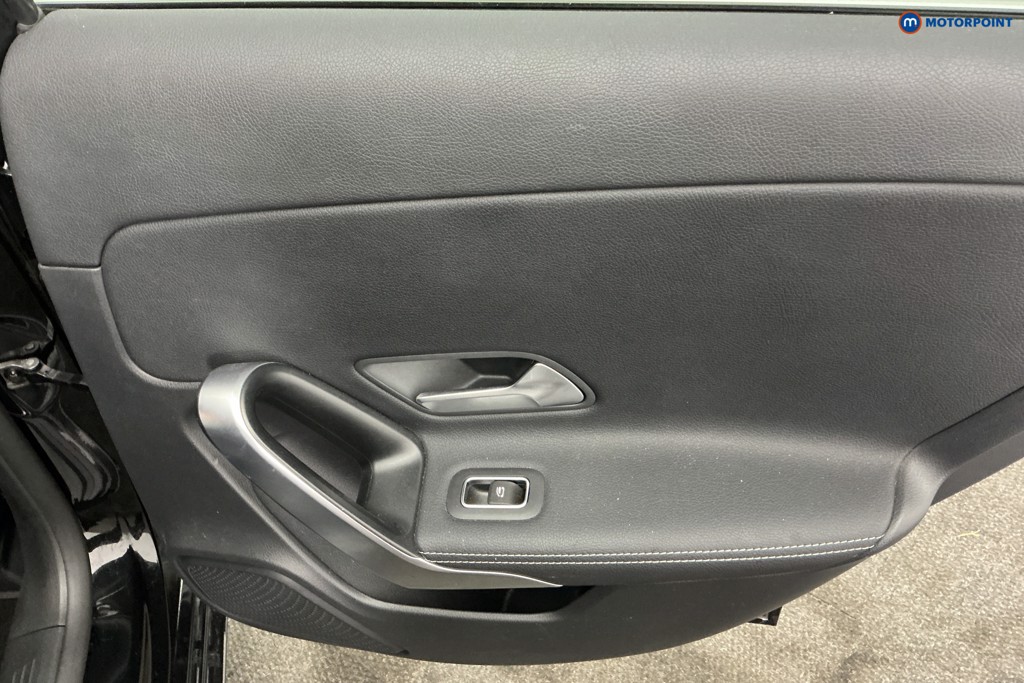 Mercedes-Benz A Class Sport Executive Edition Automatic Diesel Hatchback - Stock Number (1670177) - 25th supplementary image