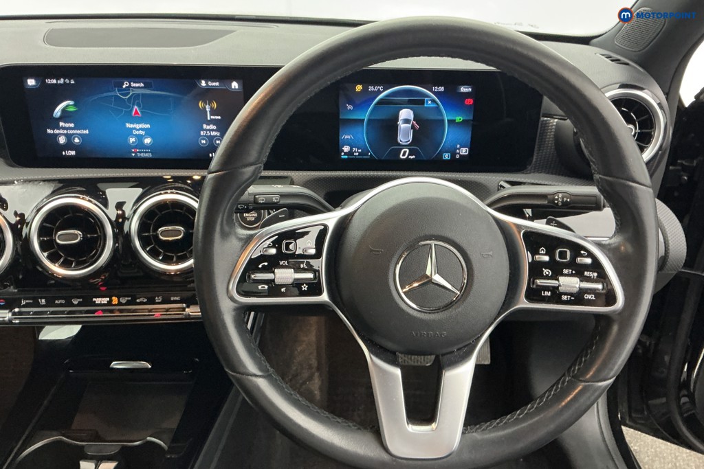 Mercedes-Benz A Class Sport Executive Edition Automatic Diesel Hatchback - Stock Number (1670177) - 1st supplementary image