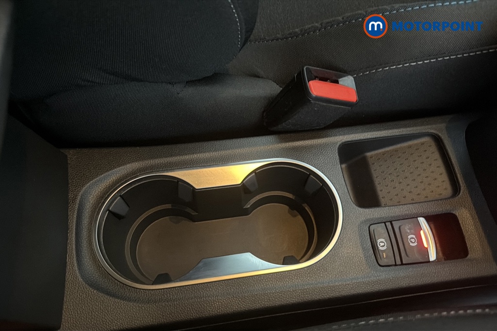 Renault Captur Evolution Manual Petrol SUV - Stock Number (1670407) - 16th supplementary image