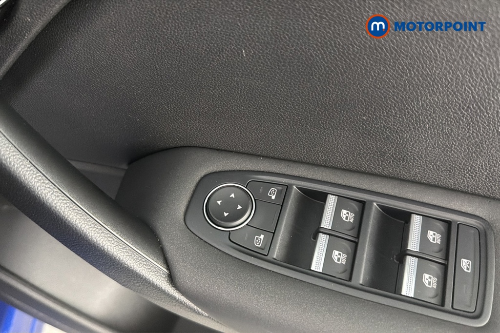 Renault Captur Evolution Manual Petrol SUV - Stock Number (1670407) - 19th supplementary image