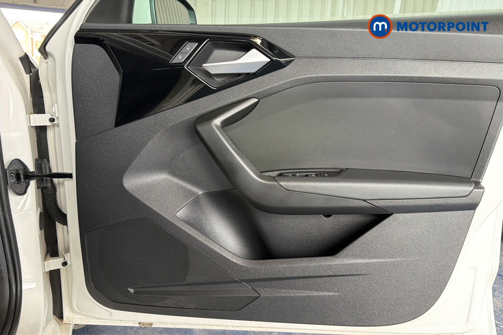 Audi A1 Technik Manual Petrol Hatchback - Stock Number (1670483) - 18th supplementary image
