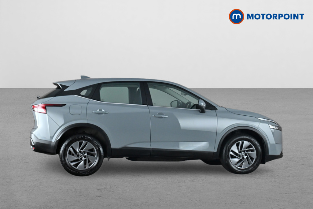 Nissan Qashqai Acenta Premium Automatic Petrol SUV - Stock Number (1670675) - Drivers side