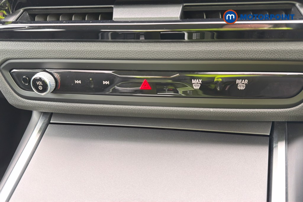 BMW 3 Series Sport Automatic Petrol Plug-In Hybrid Saloon - Stock Number (1670733) - 14th supplementary image