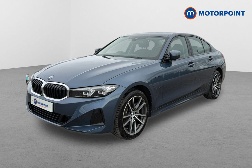 BMW 3 Series Sport Automatic Petrol Plug-In Hybrid Saloon - Stock Number (1670733) - Passenger side front corner