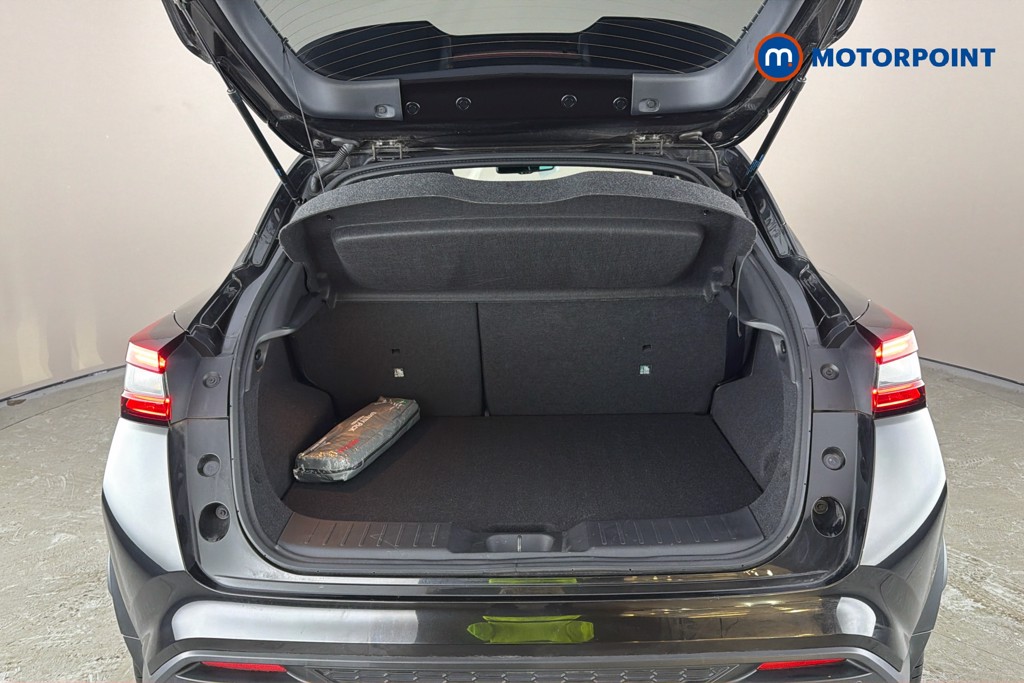 Nissan Juke Premiere Edition Automatic Petrol-Electric Hybrid SUV - Stock Number (1670746) - 33rd supplementary image