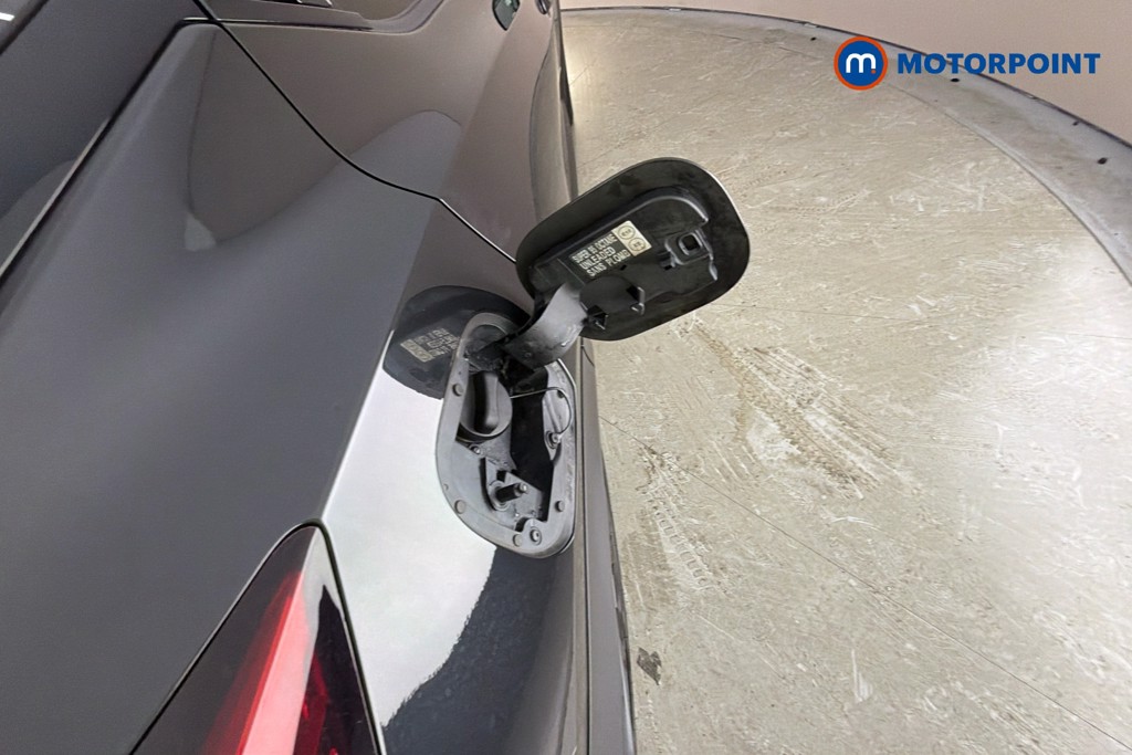 Nissan Juke Premiere Edition Automatic Petrol-Electric Hybrid SUV - Stock Number (1670746) - 41st supplementary image