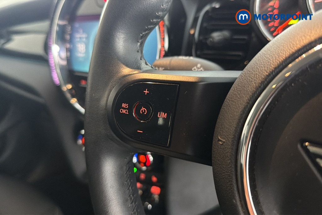 Mini Hatchback Cooper Classic Automatic Petrol Hatchback - Stock Number (1670764) - 4th supplementary image