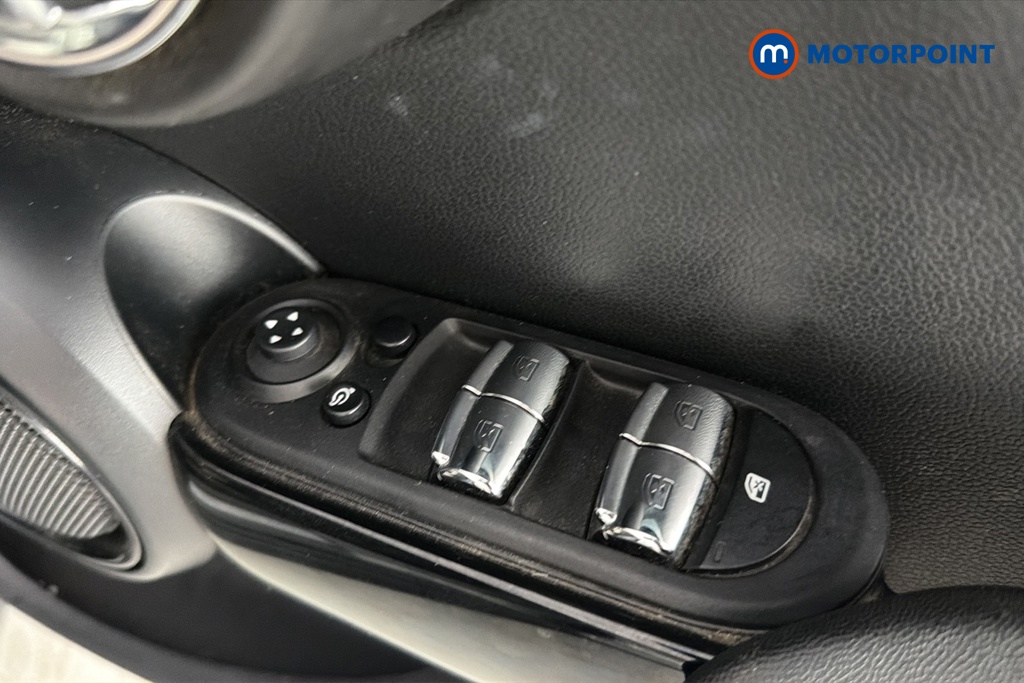 Mini Hatchback Cooper Classic Automatic Petrol Hatchback - Stock Number (1670764) - 19th supplementary image