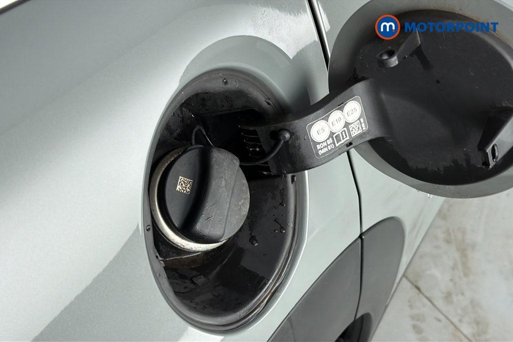 Mini Hatchback Cooper Classic Automatic Petrol Hatchback - Stock Number (1670764) - 41st supplementary image