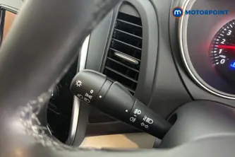 Renault Captur Gt Line Manual Petrol SUV - Stock Number (1670775) - 5th supplementary image