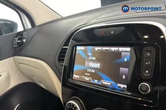 Renault Captur Gt Line Manual Petrol SUV - Stock Number (1670775) - 8th supplementary image